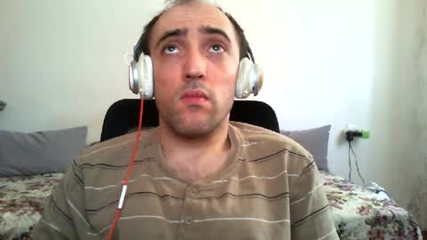 Snapshot of bentish chatting on 07/10/26, 08:29 bentish online show from 07/10/26, 08:29