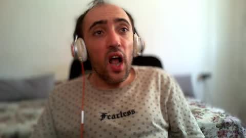 Snapshot of bentish chatting on 07/14/26, 08:08 bentish online show from 07/14/26, 08:08