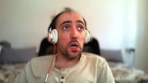 Snapshot of bentish chatting on 07/19/26, 06:06 bentish online show from 07/19/26, 06:06