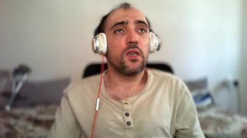 Snapshot of bentish chatting on 07/20/26, 11:34 bentish online show from 07/20/26, 11:34