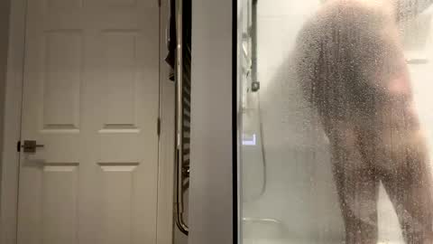 benz10001 online show from 02/06/25, 12:37