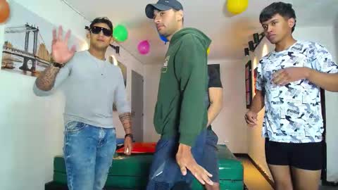 benz boys online show from 02/17/26, 12:34