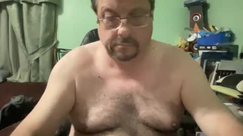 bepino7272 online show from 10/28/25, 03:21