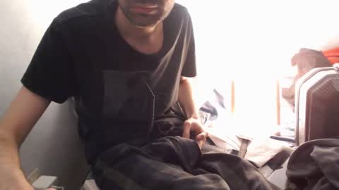 berceuse111 online show from 04/06/26, 10:27