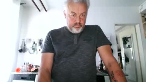 Martin online show from 09/21/25, 06:37