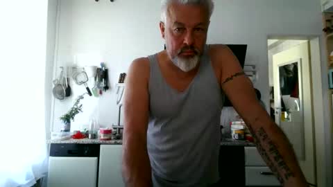 Martin online show from 04/21/26, 10:10