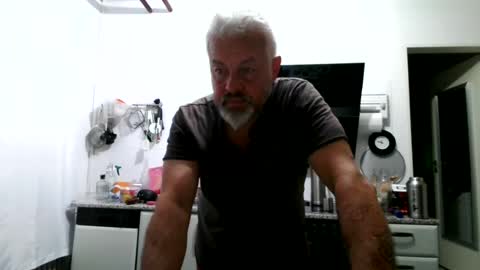 Snapshot of berg_boy chatting on 08/01/26, 09:46 Martin online show from 08/01/26, 09:46
