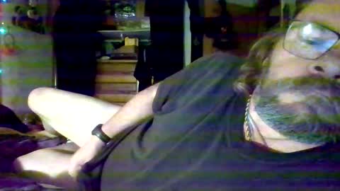 bergeeric1970 online show from 12/22/25, 09:06