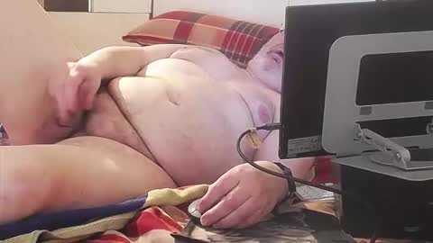 Snapshot of berlinerbaer1963 chatting on 09/13/25, 04:51 berlinerbaer1963 online show from 09/13/25, 04:51