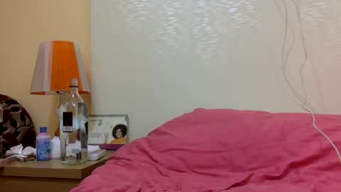 tixxie  online show from 01/18/25, 02:58