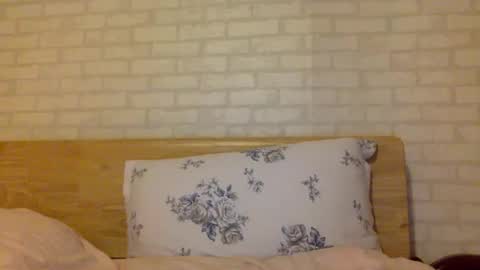 tixxie  online show from 02/10/25, 12:52