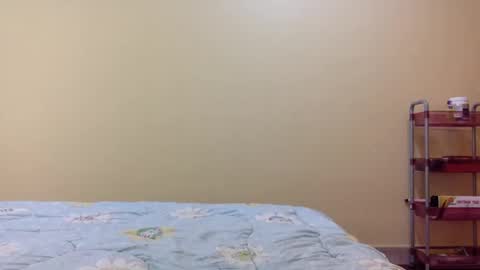 tixxie  online show from 11/12/25, 06:14