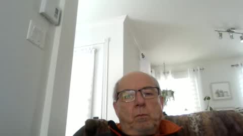 bernard1102 online show from 02/21/25, 02:06