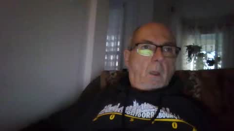 bernard1102 online show from 09/20/25, 10:55