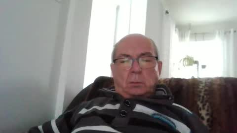 bernard1102 online show from 03/03/26, 01:39