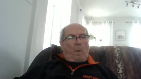 bernard1102 online show from 04/06/26, 06:20