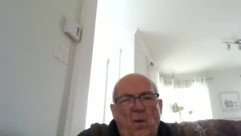 bernard1102 online show from 05/21/26, 01:07