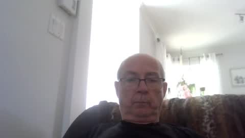 Snapshot of bernard1102 chatting on 07/27/26, 03:19 bernard1102 online show from 07/27/26, 03:19