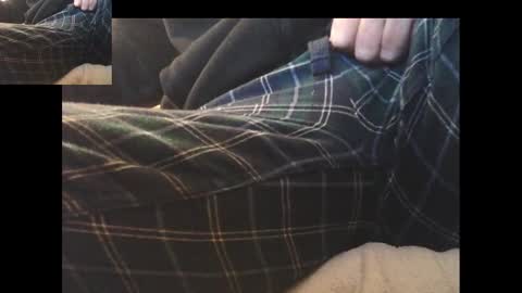 Snapshot of bernardo1968 chatting on 12/29/24, 04:19 bernardo1968 online show from 12/29/24, 04:19