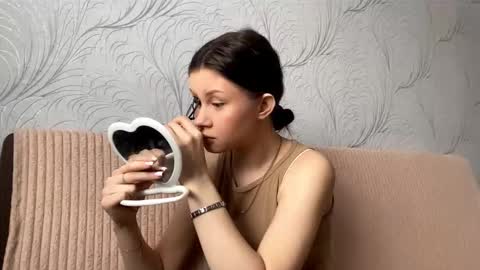 Berneice online show from 03/27/26, 02:28