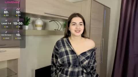 Maria online show from 10/13/25, 02:28