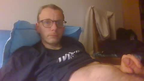 Snapshot of bernie484237 chatting on 04/07/26, 09:15 Bernie online show from 04/07/26, 09:15