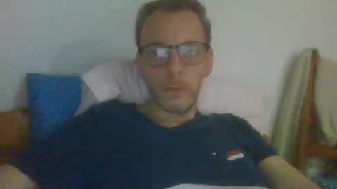 Snapshot of bernie484237 chatting on 05/07/26, 05:51 Bernie online show from 05/07/26, 05:51