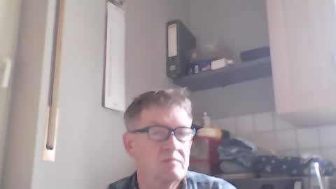 Snapshot of bernie6004 chatting on 06/17/26, 08:50 bernie6004 online show from 06/17/26, 08:50