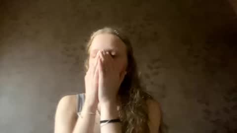 Sophia online show from 10/06/25, 11:07
