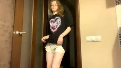 Sophia online show from 10/13/25, 03:56