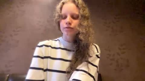 Sophia online show from 10/19/25, 11:11
