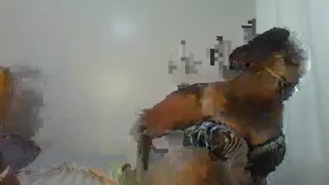 berries_lee online show from 03/12/25, 08:30