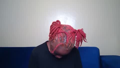 berries_lee online show from 09/18/25, 09:33