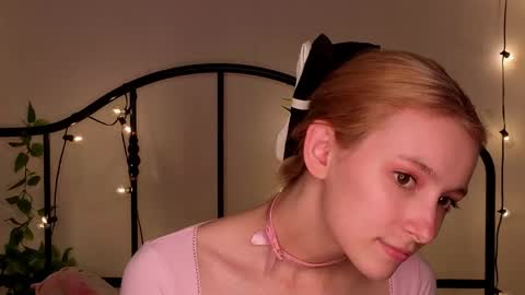 Hi Im NikaComing back online on Monday 3 online show from 05/15/26, 11:50