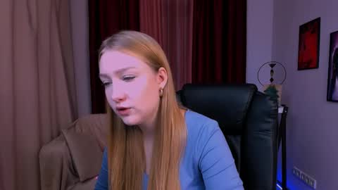Snapshot of berry_alma chatting on 12/17/24, 11:06 Alma online show from 12/17/24, 11:06
