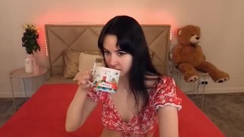 Violette online show from 03/19/26, 07:23