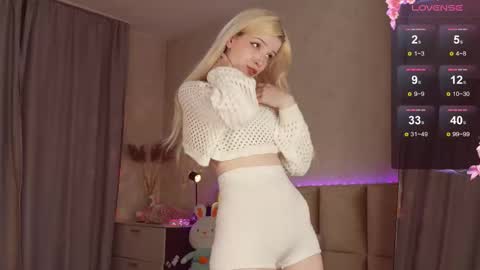 Katte online show from 11/28/25, 04:09