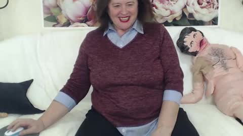 Snapshot of berryshickx chatting on 02/07/25, 01:53 BerryShickX online show from 02/07/25, 01:53