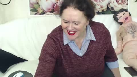 Snapshot of berryshickx chatting on 02/11/25, 01:09 BerryShickX online show from 02/11/25, 01:09