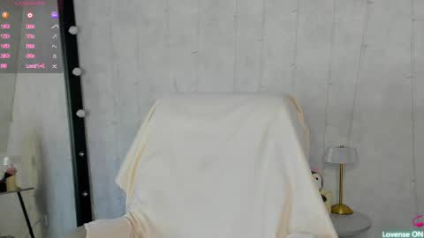 Snapshot of berta_kelly chatting on 05/12/26, 01:25 Berta online show from 05/12/26, 01:25