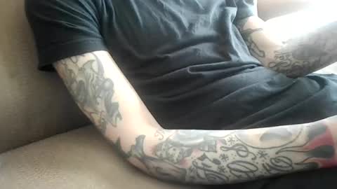 ToxicPipe757 online show from 02/09/25, 05:43