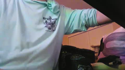 Snapshot of bertowest8 chatting on 10/20/25, 02:01 bertowest8 online show from 10/20/25, 02:01