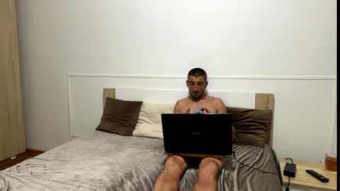 Snapshot of best_couple_for_u chatting on 07/26/26, 07:54 Alex and Victoria online show from 07/26/26, 07:54