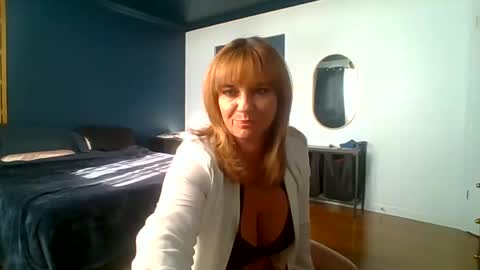 Sexymilf13 online show from 01/22/25, 05:59