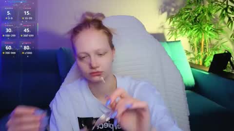 Danny and Kira online show from 11/10/25, 02:32