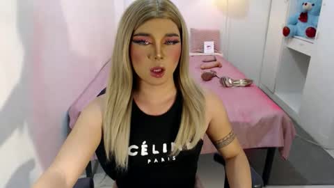 bestgirljulia online show from 09/27/25, 11:26