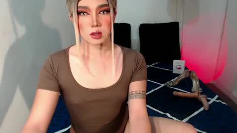 bestgirljulia online show from 11/01/25, 03:52