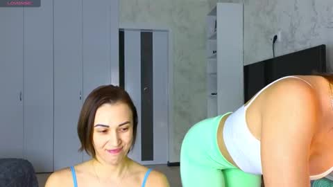 Snapshot of bestgirls2021 chatting on 03/06/25, 03:02 Hellen and Natali online show from 03/06/25, 03:02