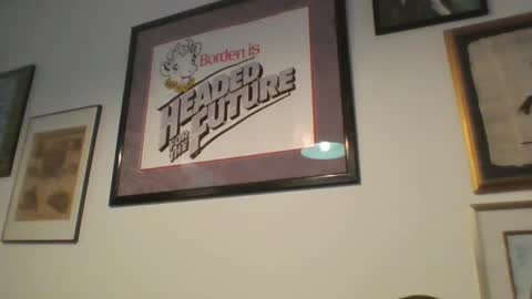 bestshot1951 online show from 11/22/25, 12:04