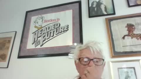 Snapshot of bestshot1951 chatting on 05/26/26, 12:56 bestshot1951 online show from 05/26/26, 12:56